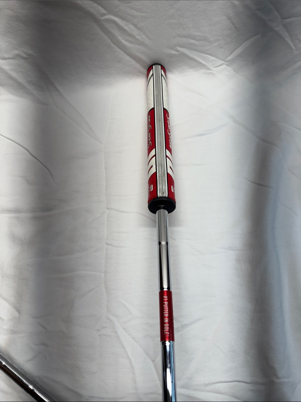 Odyssey White Hot Pro 1 Putter Super Stroke 2.0 Grip 35” - Silver/Red - Picture 5 of 5